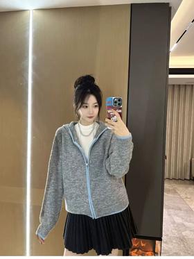 自营【超美针织衫】M05撞色外套蓝边开衫针织毛衣外套毛衣-喜出