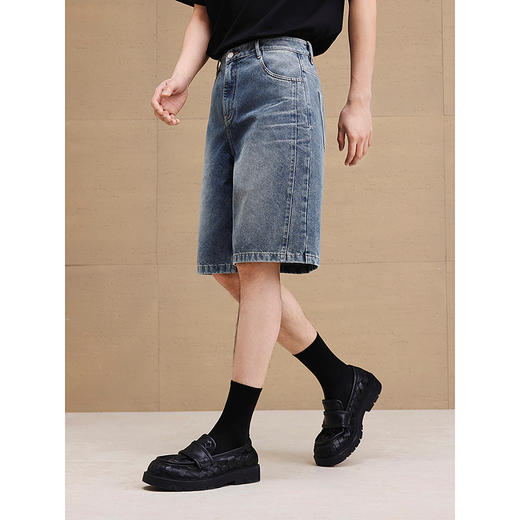 GXG男装 经典蓝色水洗牛仔裤分割设计通勤短裤男裤 2025夏季新品 商品图2