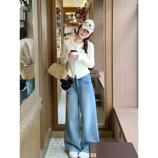 <曾小咸推荐>3.13现货秒杀 ！微信超特价！韩系毛绒边毛织开衫 日常189.99 立减100 秒杀89.99！！直筒加绒牛仔裤 秒杀99.99！ 商品图4