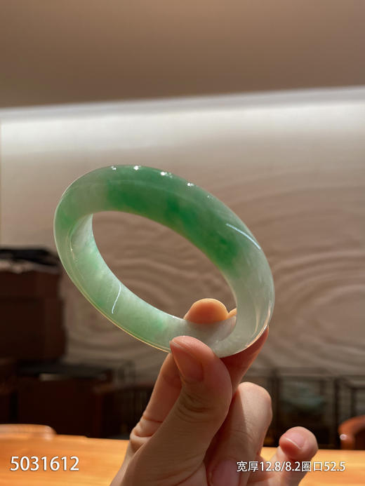 5031612、手镯、圈口52.5。具体价格微信咨询 商品图1
