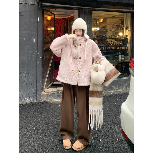 <曾小咸推荐>现货秒杀 ！微信超特价！翻领粉色羊羔毛厚外套 日常319.99 立减150 秒杀169.99！！ 商品图2