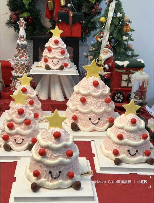 粉色圣诞树蛋糕 商品图0