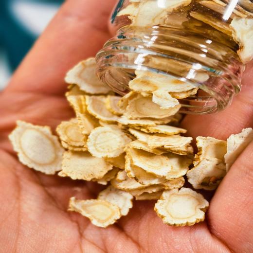 赠送礼盒礼袋！【秋冬滋补必备❗自然参色滋阴补肾 】金管加拿大西洋参片100g百斤参才出30斤片。jb 商品图4