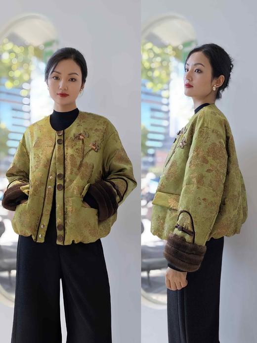 545239拼水貂毛短款鹅绒服 商品图0