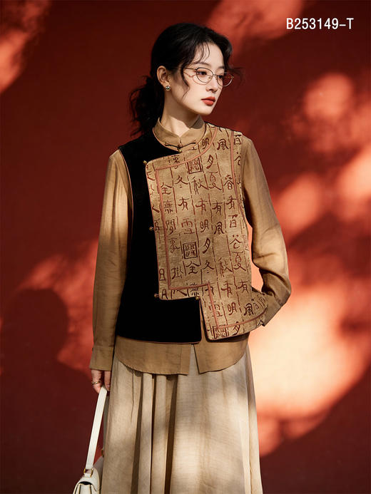 B253149-T马甲 商品图0