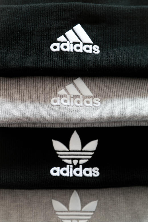 真的好好看，是整箱出口的。重工刺绣字母针织毛线帽冷帽C121988 商品图13