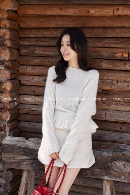 【门店同款】ENJOY冬季“午马”下摆花边系带针织上衣 168843423 商品图12