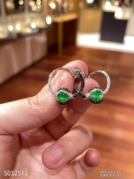 5032512，葫芦耳钉。具体价格微信咨询 商品图0