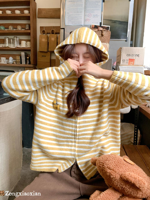 <曾小咸推荐>现货秒杀 ！微信超特价！ 慵懒风条纹拉链毛衣 日常219.99 立减120 秒杀99.99 商品图6