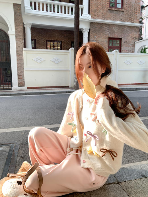 <曾小咸推荐>现货秒杀 ！微信超特价！韩系蝴蝶结毛衣开衫 日常189.99 立减100 秒杀89.99！！ 商品图14