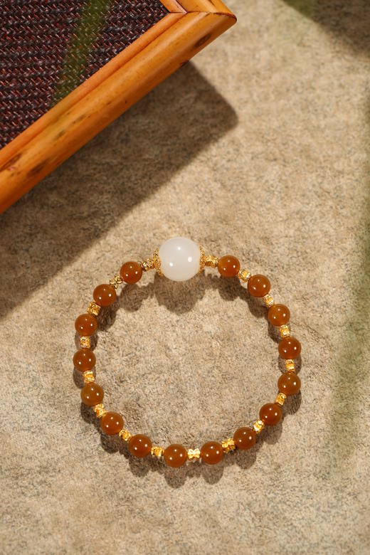 新疆料和田玉糖玉+小树叶手链6mm 商品图2