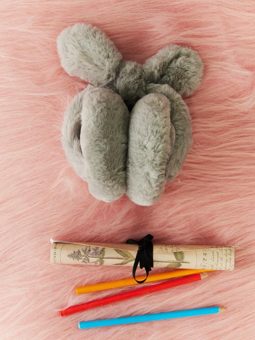 鹿鹿推荐·冬日毛茸茸兔耳耳罩 商品图1