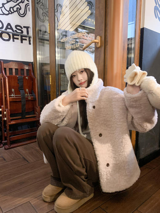 <曾小咸推荐>现货秒杀 ！微信超特价！翻领粉色羊羔毛厚外套 日常319.99 立减150 秒杀169.99！！ 商品图7