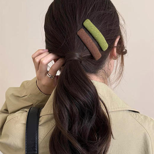 复古针织刘海碎发长方边夹-纪念日百货门店同款168043311 商品图1