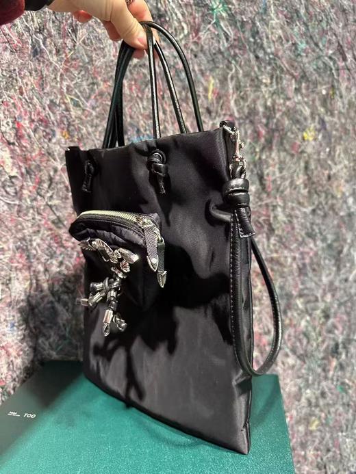 中性款手提单肩包he 商品图1