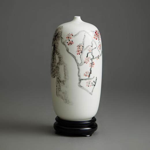 普陀山书院“禅悦”手绘白瓷梅瓶 花卉系列 商品图4