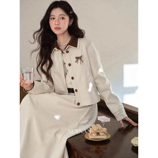 鹿向南「茶香可颂」卡其色拼接设计感短款外套女秋气质上衣L58126/L58127 商品图4