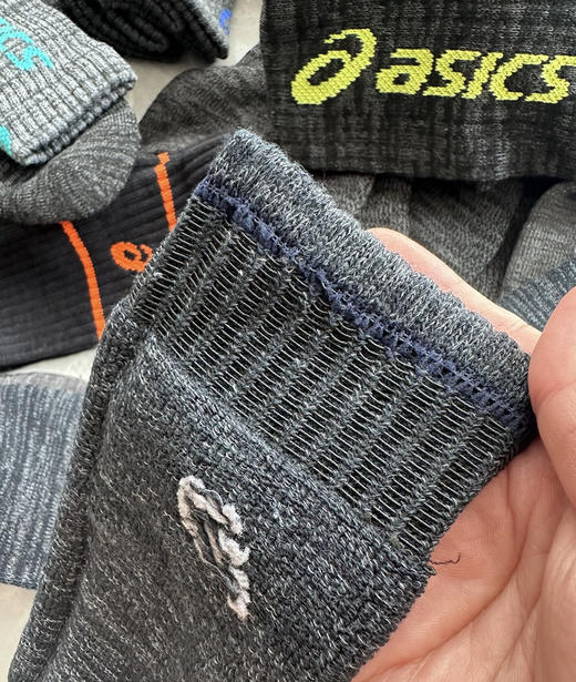 全新正品美单Asics亚瑟士全身毛巾底中长款男士加厚运动袜

均码弹力大 适合40-45

一组四双，颜色随机 商品图6