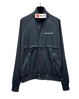 中性款暗纹印花外套he009