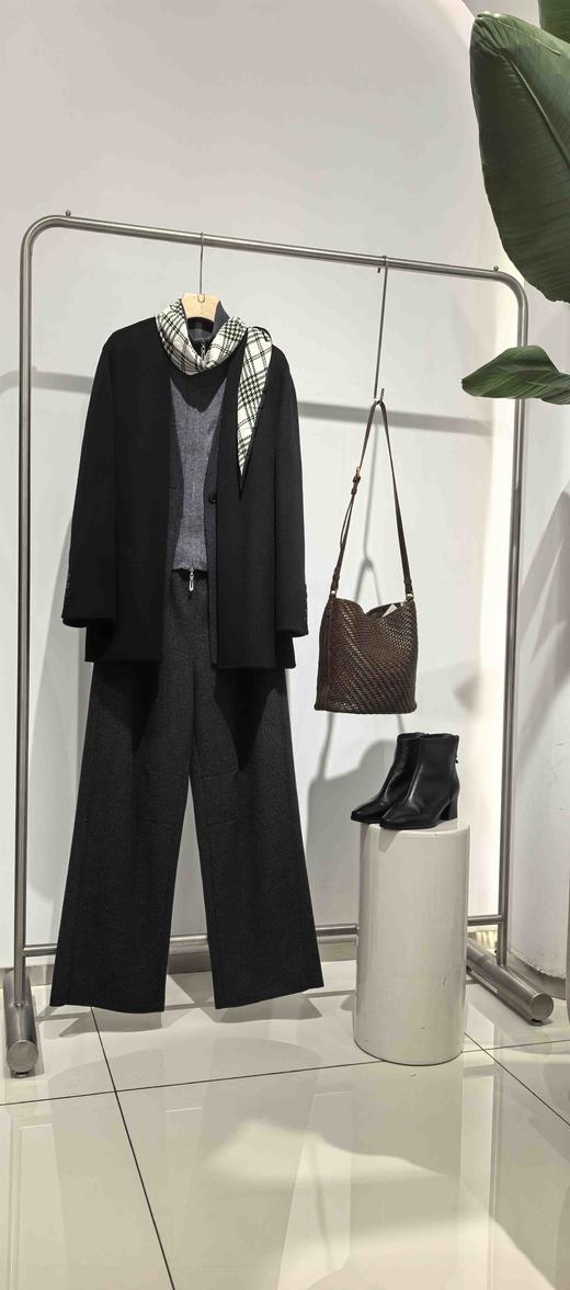 58Q838   假两件羊毛双面尼长西服外套，知性帅气 商品图10