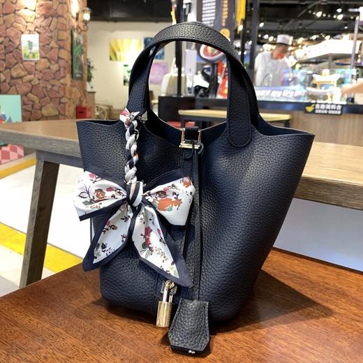 经典菜篮子头层牛皮水桶包真皮荔枝纹 商品图10