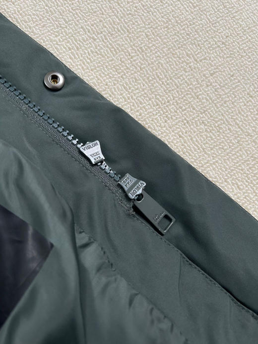 原单正品 JackWolfskin狼爪新款男女情侣中长款600蓬鹅绒防风羽绒服，
颜色：黑色绿色
尺码：S-XXL 商品图3