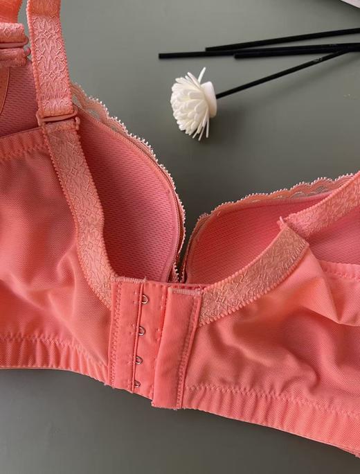 （39/2件）安芳维丝爱意无痕系列优雅大气无钢圈无束缚文胸 1112503 商品图5