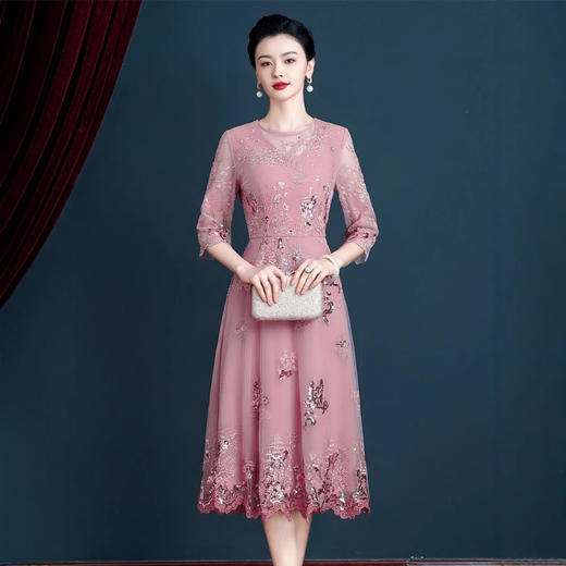 2025春新款礼服 紫色盘花优雅婚庆婚宴妈妈喜婆婆连衣裙 商品图2