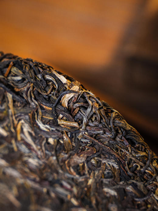 【马到成功】十二年陈班章 盛世睿藏深耕十二载，终成顶级老茶标杆，规格：357克/饼 5饼/提 20饼/件 商品图2