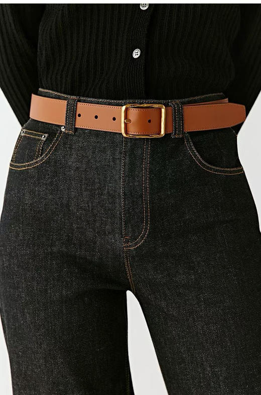 外贸原单小禾家 牛皮双面腰带，两面都可以用！ 花小钱办大事呀，牛皮的质感也很棒的，面料光泽感，纹理都很好，两个配色哈，两个长度
特价 商品图9