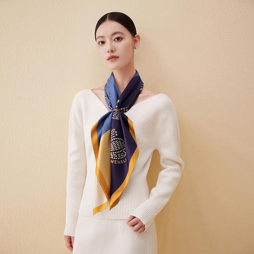 万事利双面印花大方巾-花蝶集 商品图4