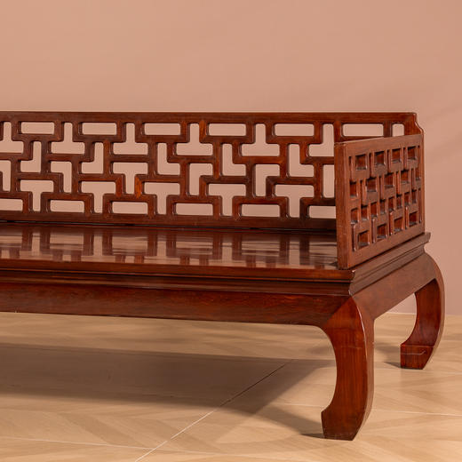 二十世纪	红木曲尺纹罗汉床 商品图3