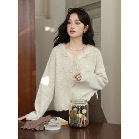 鹿向南【1224/20:00新品】燕麦色毛衣