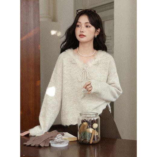 鹿向南【1224/20:00新品】燕麦色毛衣 商品图0