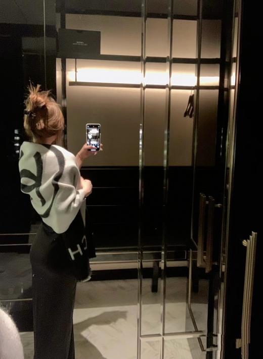 香奈儿 新款拼色羊毛披肩（ZT*DSX） 商品图4