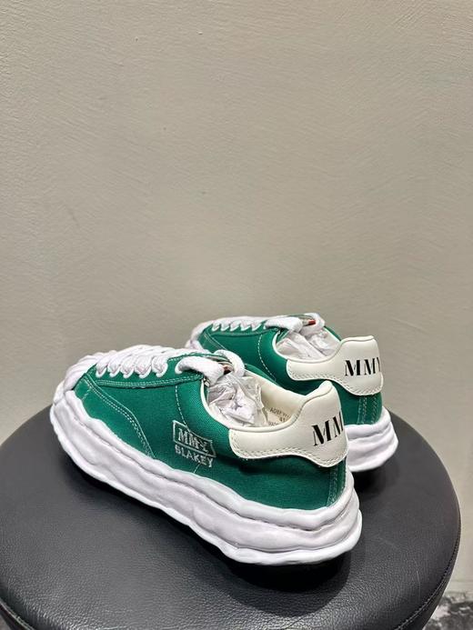 中性款运动鞋lv019 商品图1