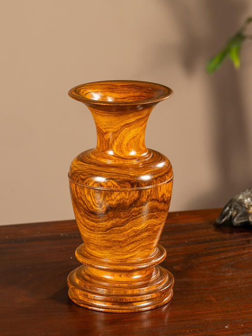 二十世纪	黄花梨一木整挖赏瓶摆件 商品图0