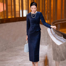 YBY 541C89蓝色丝绒柔软圆领简约修身气质优雅直筒假两件连衣裙