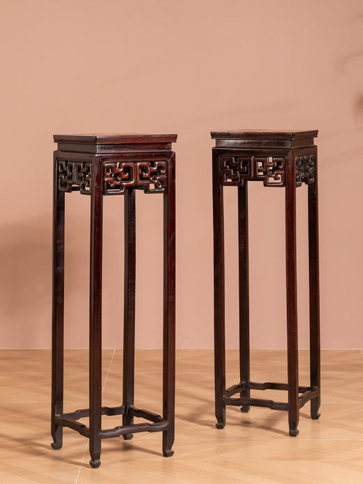 清	红木镶云石透雕拐子纹高花几（一对） 商品图1