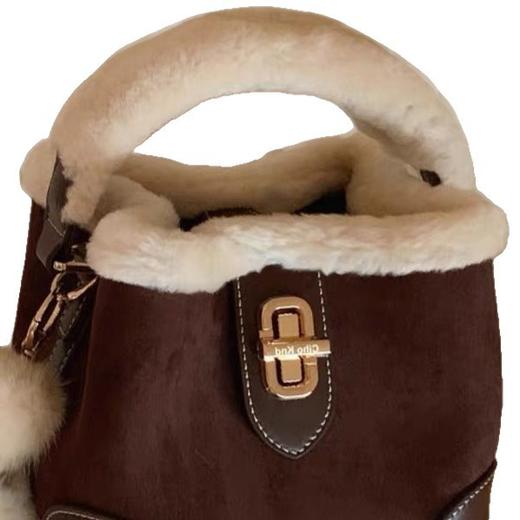 【圣诞新年回馈】2025高级感深秋绒语水桶包包！女款毛绒手提包单肩斜挎小包！ 商品图4