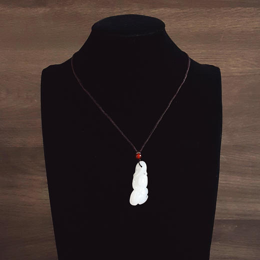 【天然正品】天然新疆料细腻灵芝造型（富贵如意）一级白和田玉吊坠项链46.2*19.1*11.3MM(皆取最大值) 081225NJS01特价：580 商品图6