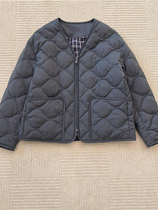 1220-3 小禾女士烟灰色菱格羽绒服 商品图5