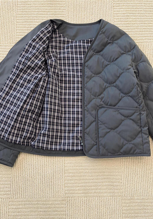 1220-3 小禾女士烟灰色菱格羽绒服 商品图7
