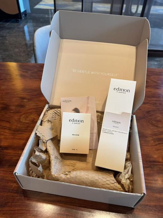 【sssp1】礼物款！纯原订单！四季嫩护礼盒！香氛身体乳+车载香袋 2件套！！ 商品图2