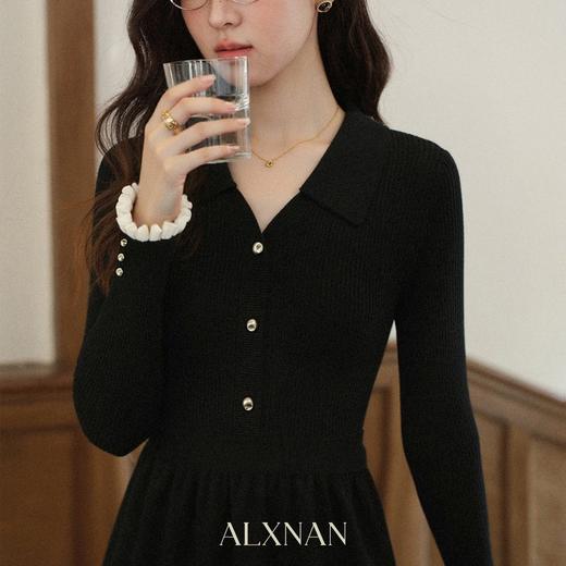 鹿向南「璀璨星河」法式V领连衣裙女2025新款秋冬气质显瘦A字裙子QYM002404-2/QYM002404-1 商品图2