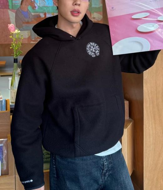 男款logo刺绣连帽针织毛衣 衣脚可收紧he009 商品图3