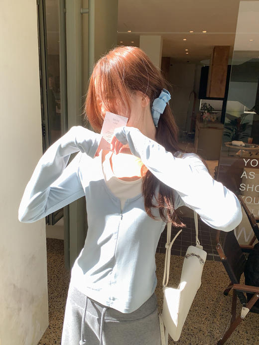 <曾小咸推荐>现货秒杀 ！微信超特价！假两件挂脖打底衫 日常169.99 立减100 秒杀69.99！！ 商品图8