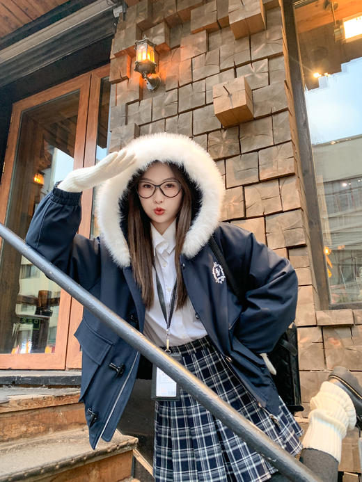 <曾小咸推荐>现货秒杀 ！微信超特价！韩系毛领连帽棉服 日常329.99 立减160 秒杀169.99！！ 商品图6