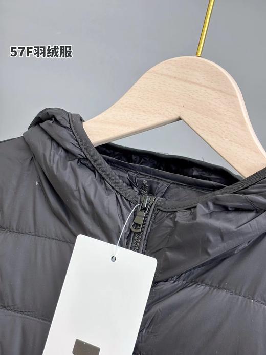 D122140女士轻暖系列连帽白鸭绒夹克式羽绒服 商品图5