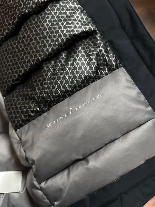 正品 KAILAS 凯乐石奥勒 运动户外滑雪GTX防风防水连帽派克服羽绒服 

尺码S～2XL
原价4800 商品图5